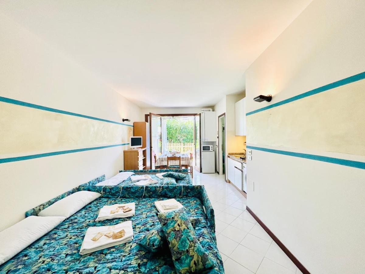 Perseo Apartment - 200M Dal Lago Di Garda シルミオーネ エクステリア 写真