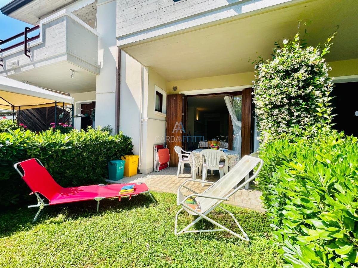 Perseo Apartment - 200M Dal Lago Di Garda シルミオーネ エクステリア 写真